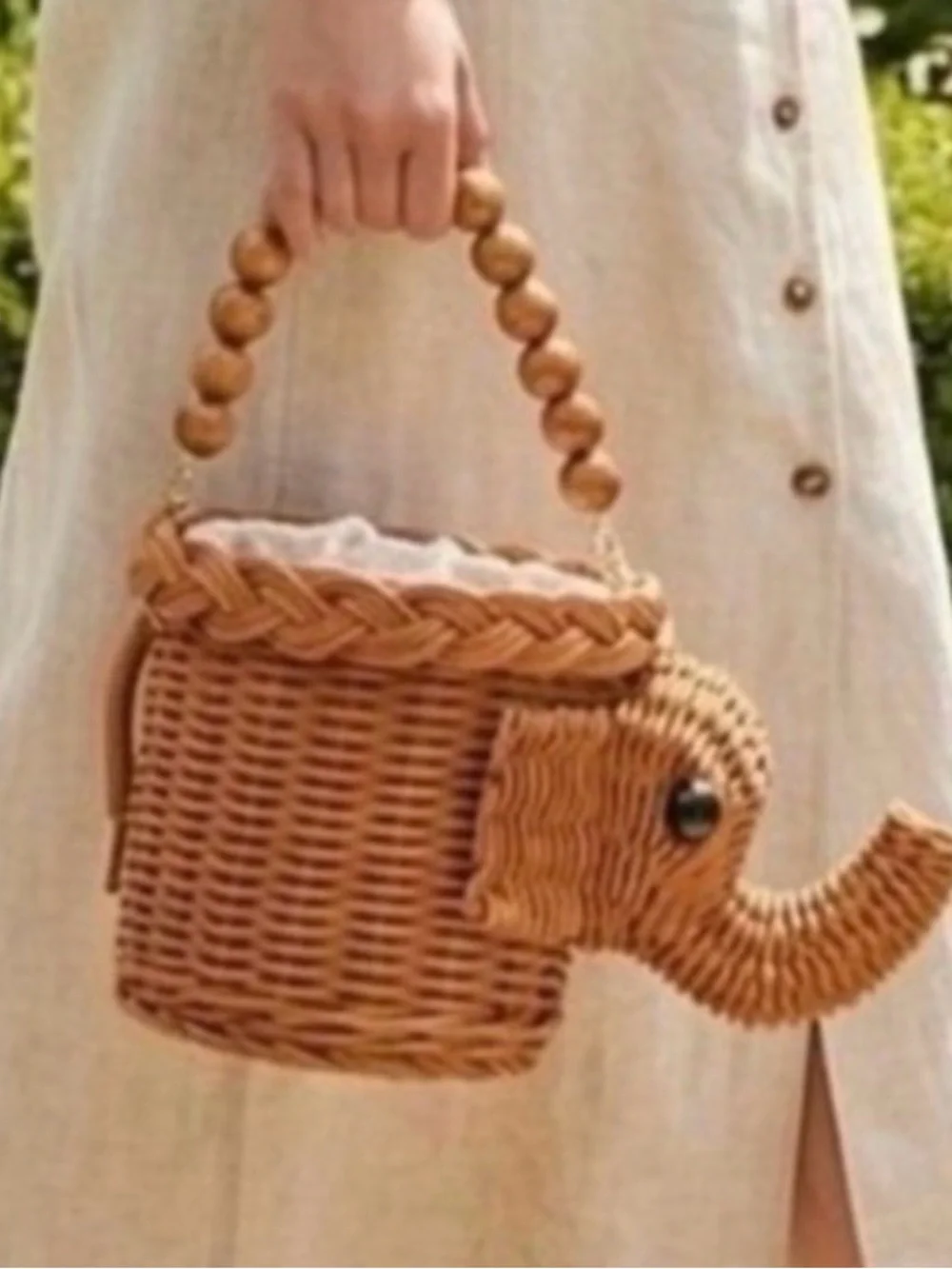 Tommy Bahama Tan Rattan Elephant Crossbody Bag with Gold Chain